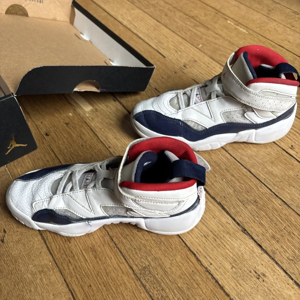 nike air jordan jumpman two trey shoes GS 1y Youth DQ8432-102 White Shoes